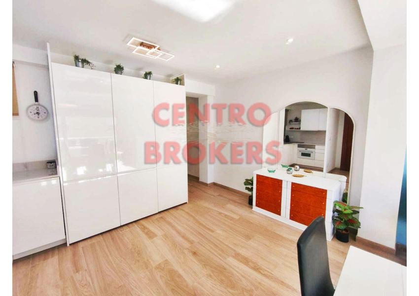 Apartament z 3 sypialniami  100m od plaży z widokiem na morze w Cullera, Walencja
